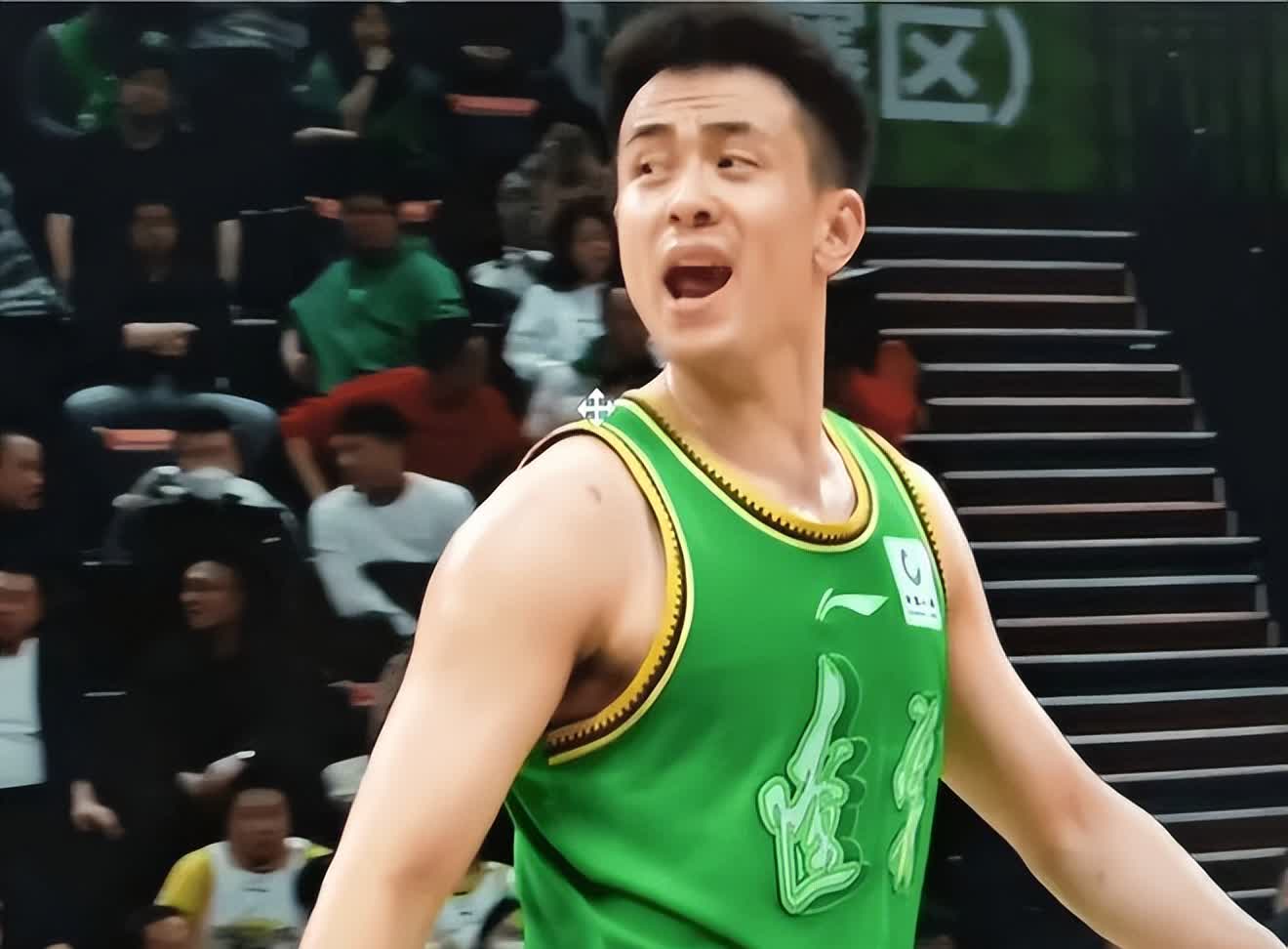九游体育在线-球员个人技术在比赛中的完美发挥备受瞩目