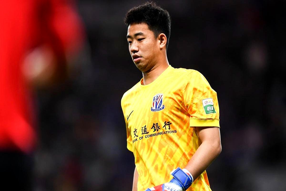 关于申花门将状态神勇，成为球队守护神的信息