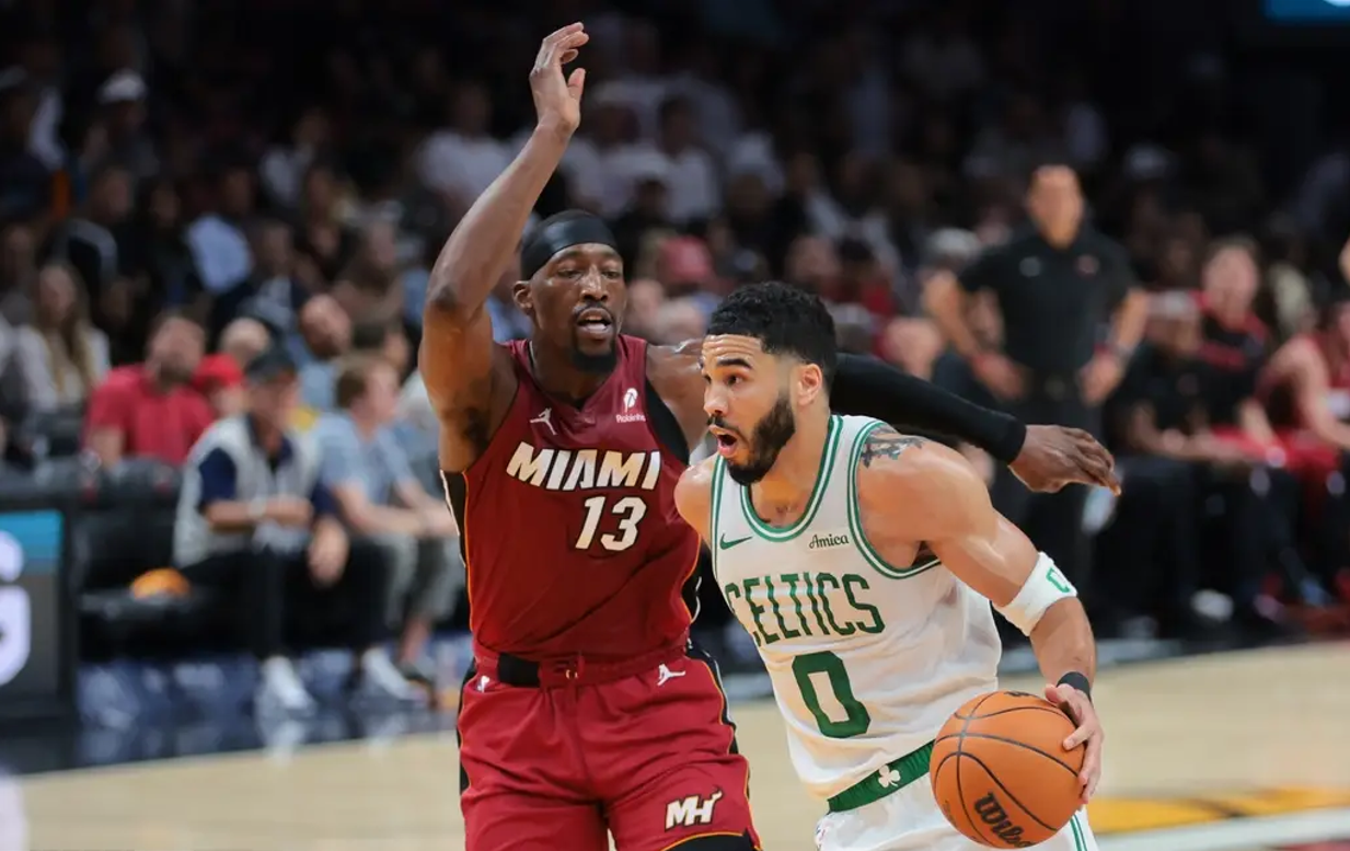 热火主场战胜凯尔特人